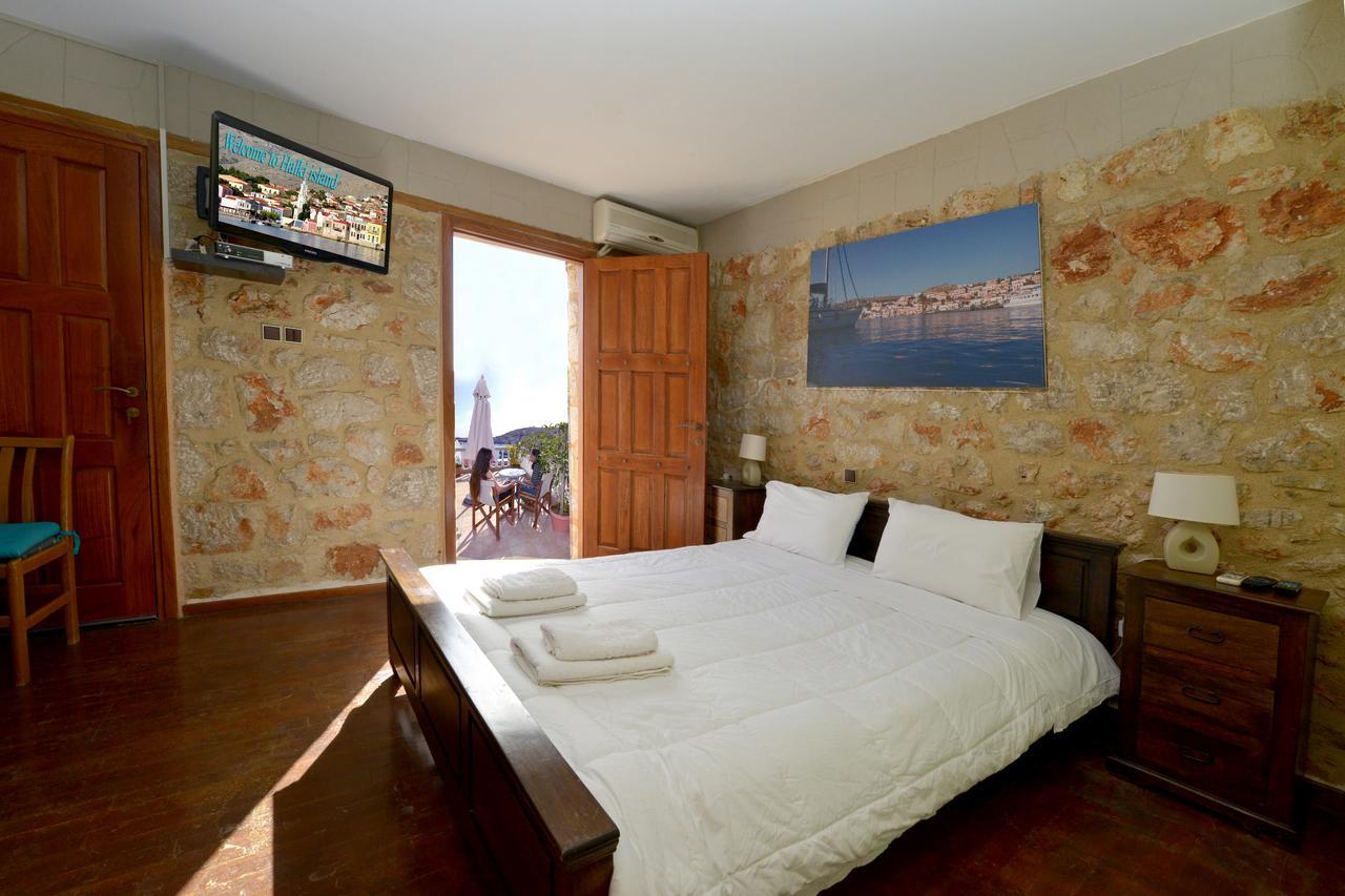 Dolphins Maisonette Apartment Halki Island Room photo